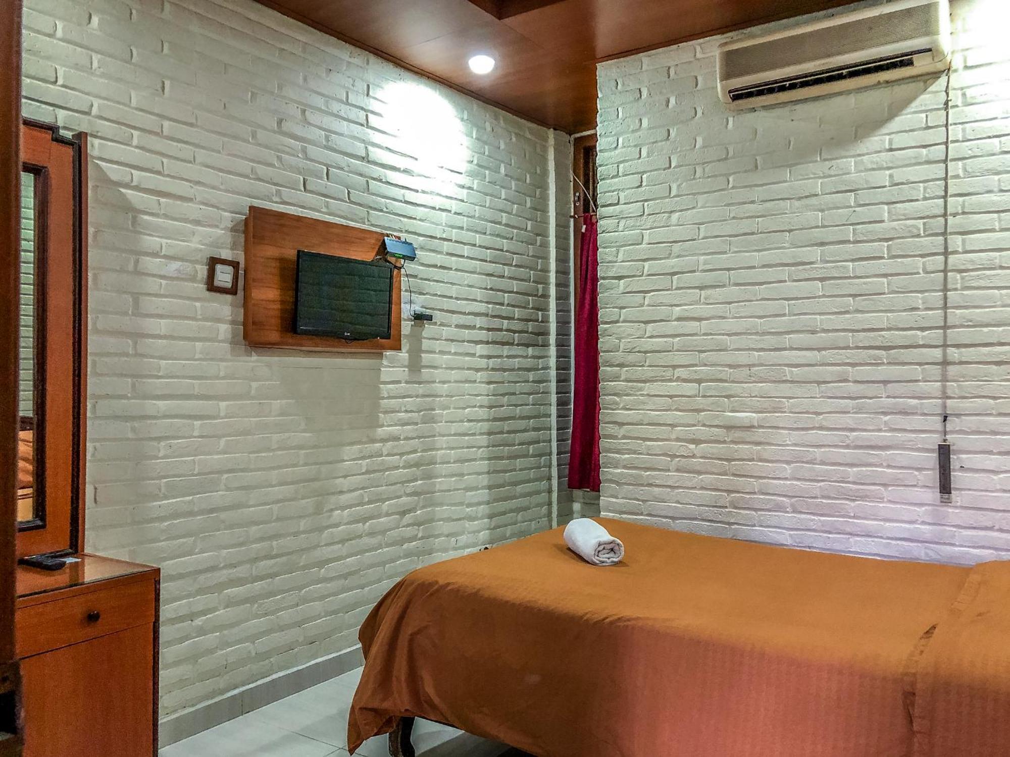 Arys Garden Hotel Yogyakarta Exteriör bild
