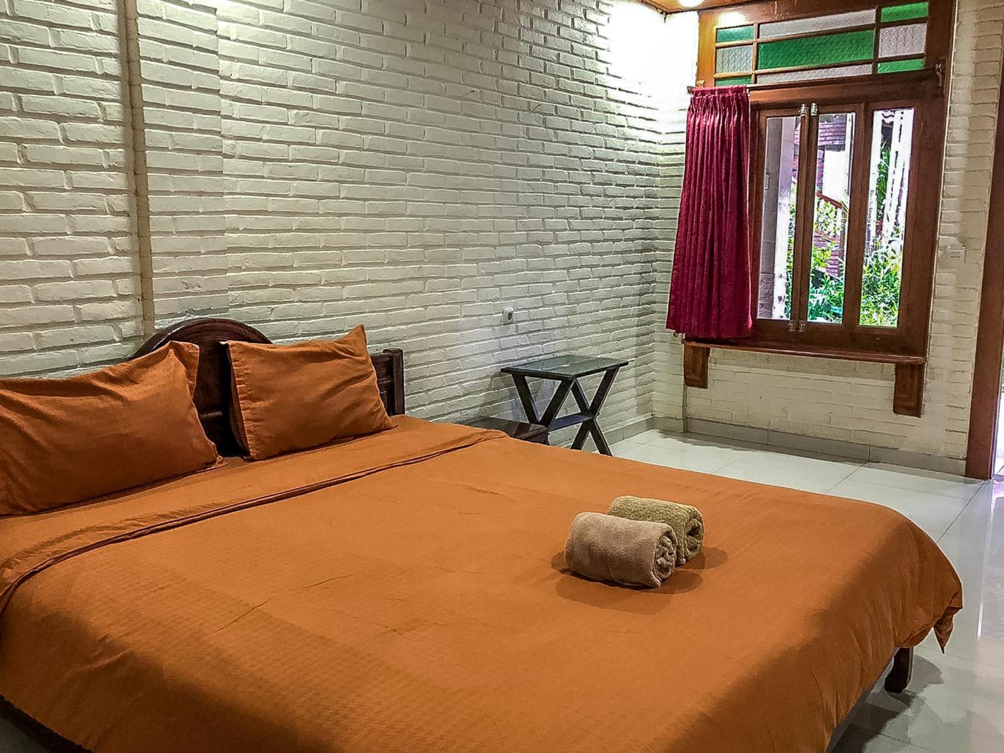 Arys Garden Hotel Yogyakarta Exteriör bild