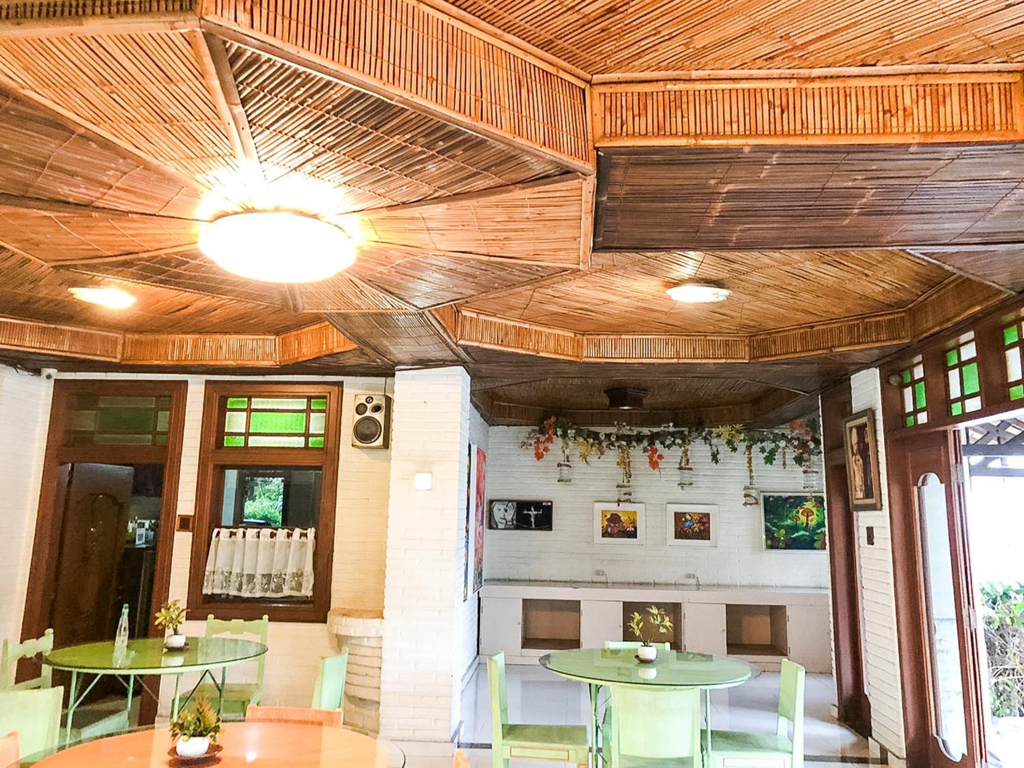 Arys Garden Hotel Yogyakarta Exteriör bild