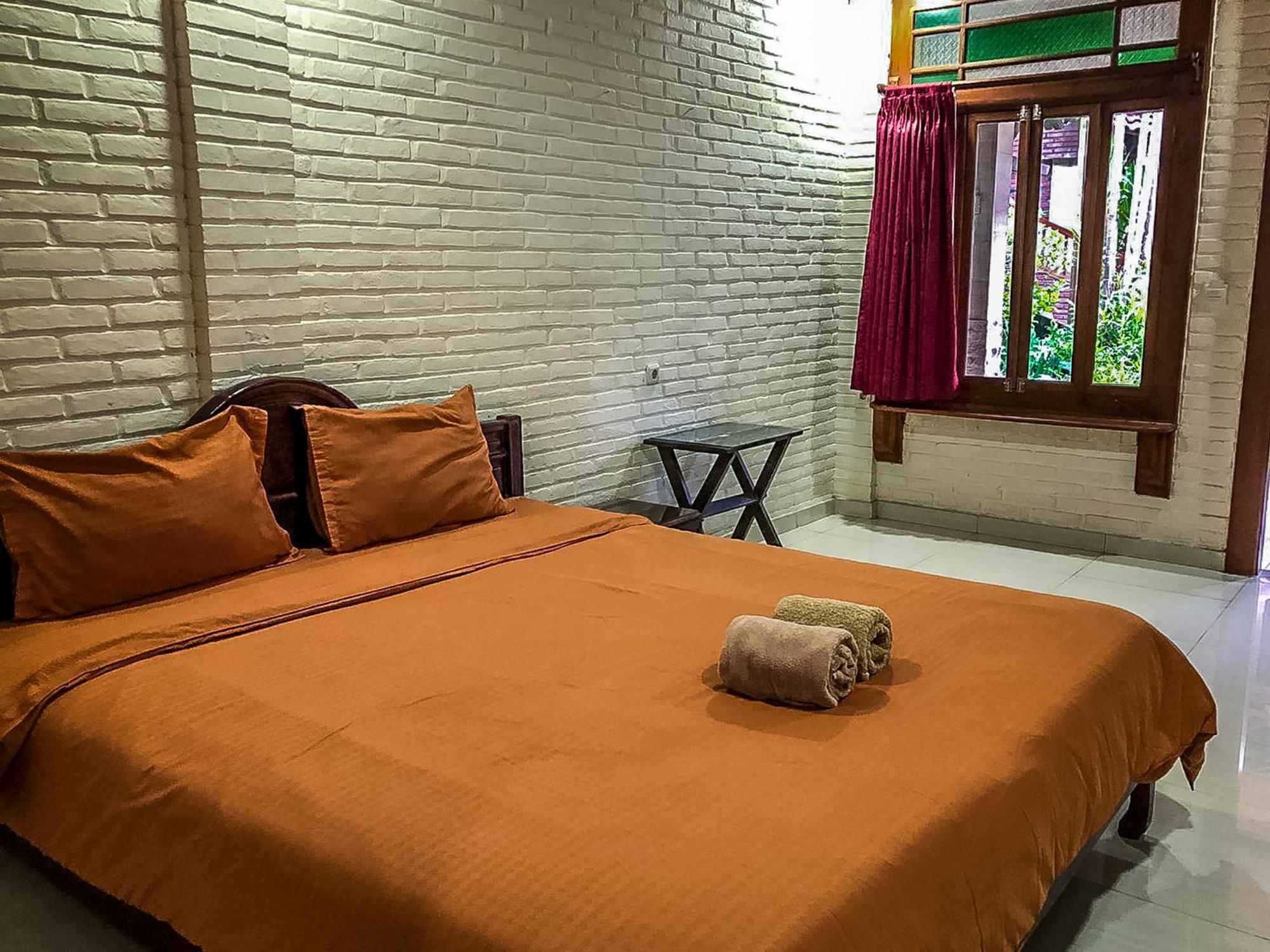 Arys Garden Hotel Yogyakarta Exteriör bild