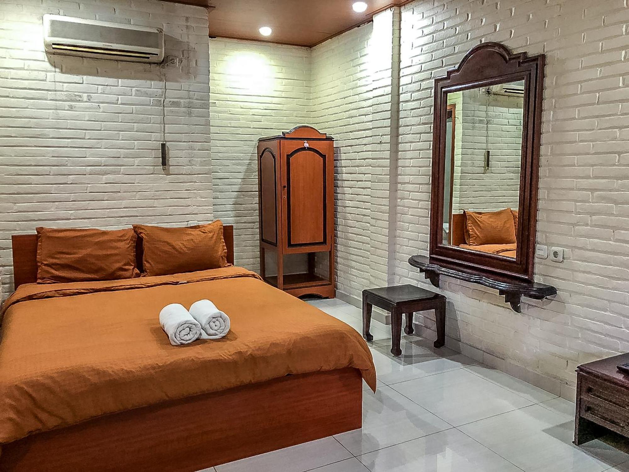 Arys Garden Hotel Yogyakarta Exteriör bild