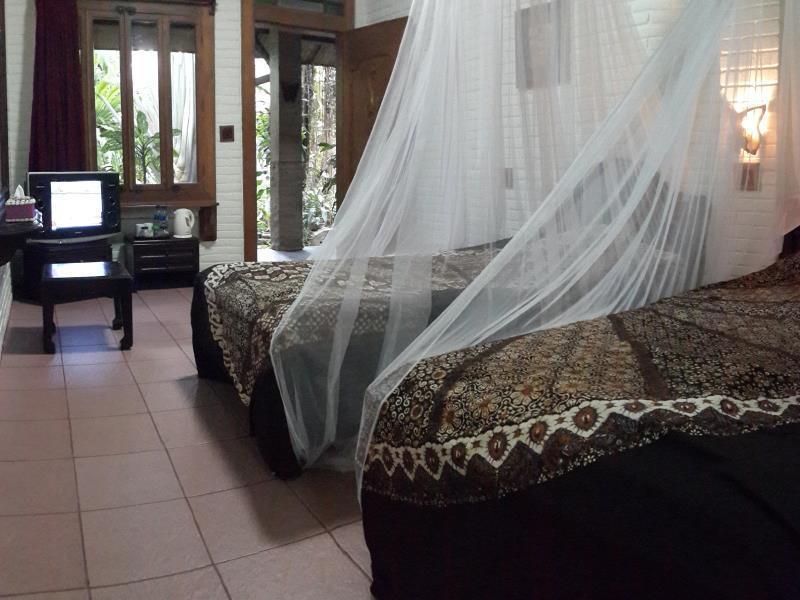 Arys Garden Hotel Yogyakarta Exteriör bild